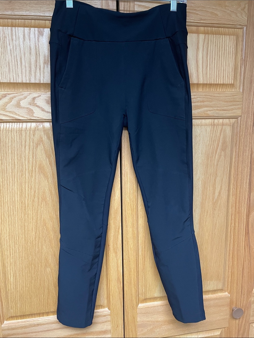 Avalanche Women’s Black Performance pants